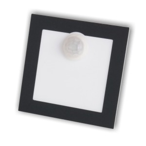 Oprawa schodowa z czujnikiem ruchu model Q1